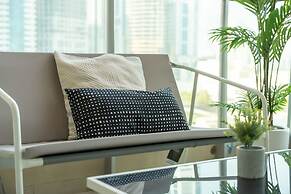 Prime 2BR Near Marina Mall Tram