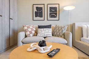 Peaceful Studio - Perfect for Relaxation in JVC