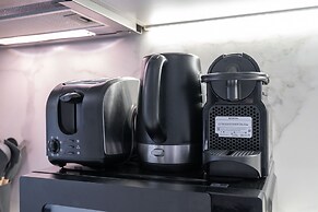 Peaceful Studio - Perfect for Relaxation in JVC