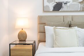 Sleeps 4 in This 2 Bedroom Apartment in Dubai Gate 2