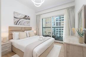 Sleeps 4 in This 2 Bedroom Apartment in Dubai Gate 2