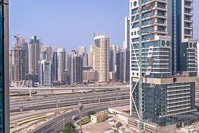 Sleeps 4 in This 2 Bedroom Apartment in Dubai Gate 2