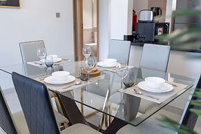 A Fantastic 1 Bed Flat Located in JVC