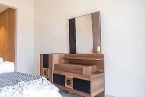 A Fantastic 1 Bed Flat Located in JVC