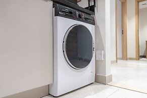 A Fantastic 1 Bed Flat Located in JVC