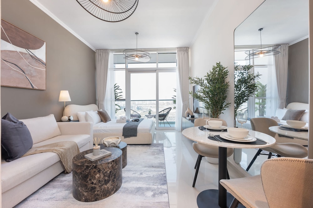 Spacious Studio in Carson C - Damac Hills