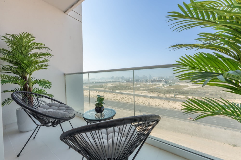 Spacious Studio in Carson C - Damac Hills
