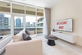Minimalist and Modern Studio in Business Bay
