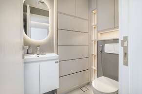A Fabulous 1 Bedroom Apartment in Marina Pinnacle