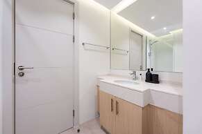 1 Bedroom That Sleeps 4 With Great City Views