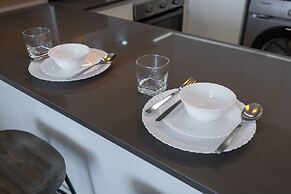 Mesmerizing Studio Located in the Center of JVC