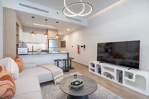 Peaceful Studio Flat That Sleeps 2 in Jumeirah Village Circle