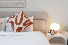 Peaceful Studio Flat That Sleeps 2 in Jumeirah Village Circle