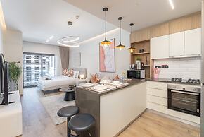 Peaceful Studio Flat That Sleeps 2 in Jumeirah Village Circle