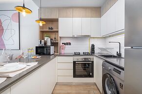 Peaceful Studio Flat That Sleeps 2 in Jumeirah Village Circle
