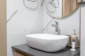 Peaceful Studio Flat That Sleeps 2 in Jumeirah Village Circle