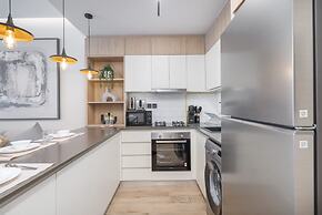 Classic Flat in JVC That Sleeps 2