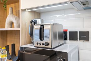 Classic Flat in JVC That Sleeps 2