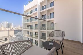 Chic Modern Studio Apartment for 2 in JVC