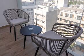 Chic Modern Studio Apartment for 2 in JVC