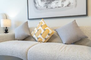 Comfortable Flat That Sleeps 2 Near Circle Mall