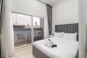 Incredible Studio in Jumeirah Village Circle