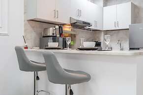 Incredible Studio in Jumeirah Village Circle