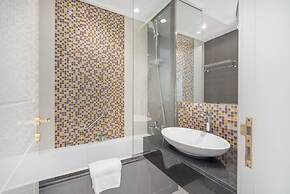 Spacious and Modern 3 Bedroom Perfect for Family
