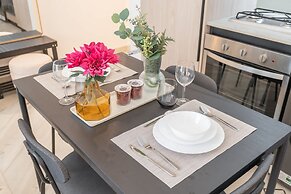 Outstanding Studio in Empire Residence JVC