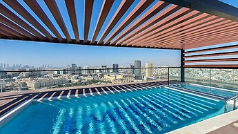 Outstanding Studio in Empire Residence JVC