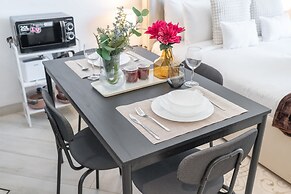 Outstanding Studio in Empire Residence JVC