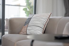Sleek Studio in Jumeirah Village Triangle