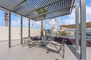 Sleek Studio in The Ivy Tower JVT