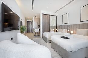 Sleek Studio in The Ivy Tower JVT