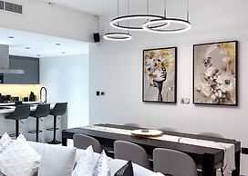 Bahar 2 s Stylish 2 Bedroom That Sleeps 4
