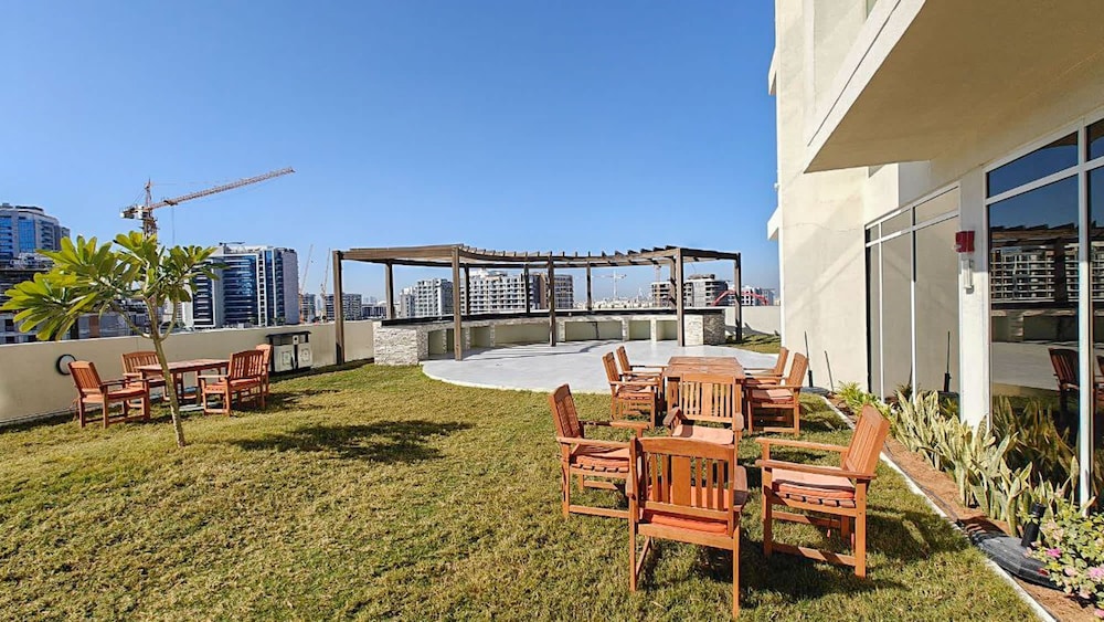 Magnificent and Elegant Studio in Al Barsha South