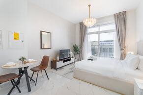 Magnificent and Elegant Studio in Al Barsha South