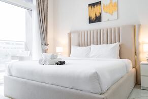 Magnificent and Elegant Studio in Al Barsha South