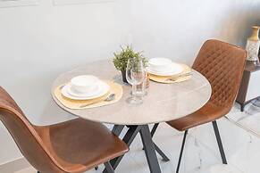 Magnificent and Elegant Studio in Al Barsha South