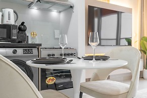 Dazzling 1 Bedroom in Golf Vita With Stunning View