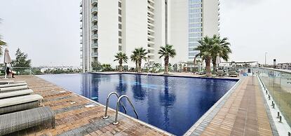 Dazzling 1 Bedroom in Golf Vita With Stunning View