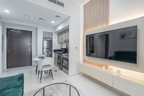 Dazzling 1 Bedroom in Golf Vita With Stunning View