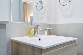 Dazzling 1 Bedroom in Golf Vita With Stunning View