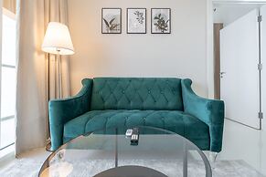 Dazzling 1 Bedroom in Golf Vita With Stunning View