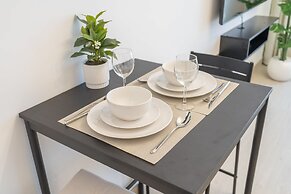 Charismatic Studio in Laya Heights Perfect for 2