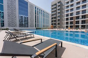 Charismatic Studio in Laya Heights Perfect for 2