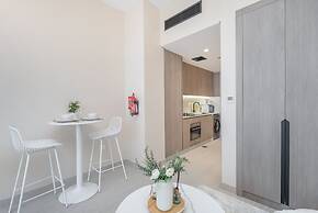 Heart Captivating Studio in Laya Heights