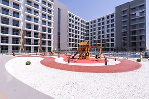 Heart Captivating Studio in Laya Heights