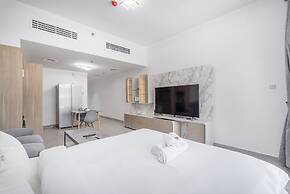 Heart-captivating Studio in Shamal Waves 2
