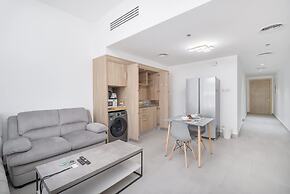 Heart-captivating Studio in Shamal Waves 2